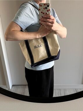 L.L. Bean Cream Canvas Boat and Tote with Navy Trim with zipper